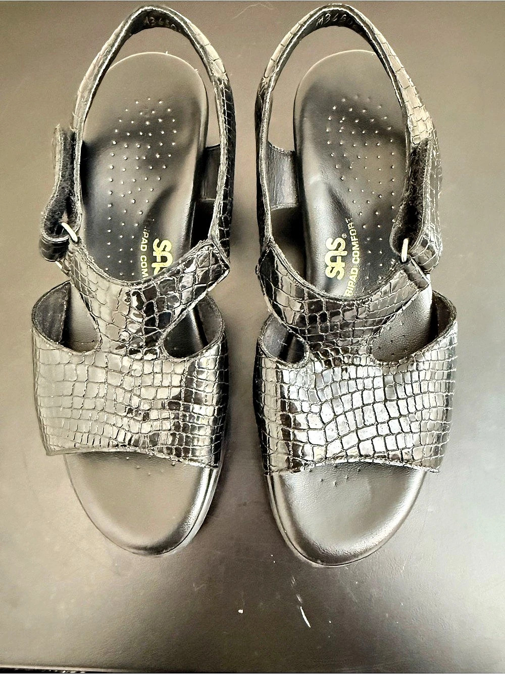 SAS Allegro Women's Croc-Embossed Sandals Black US 7M